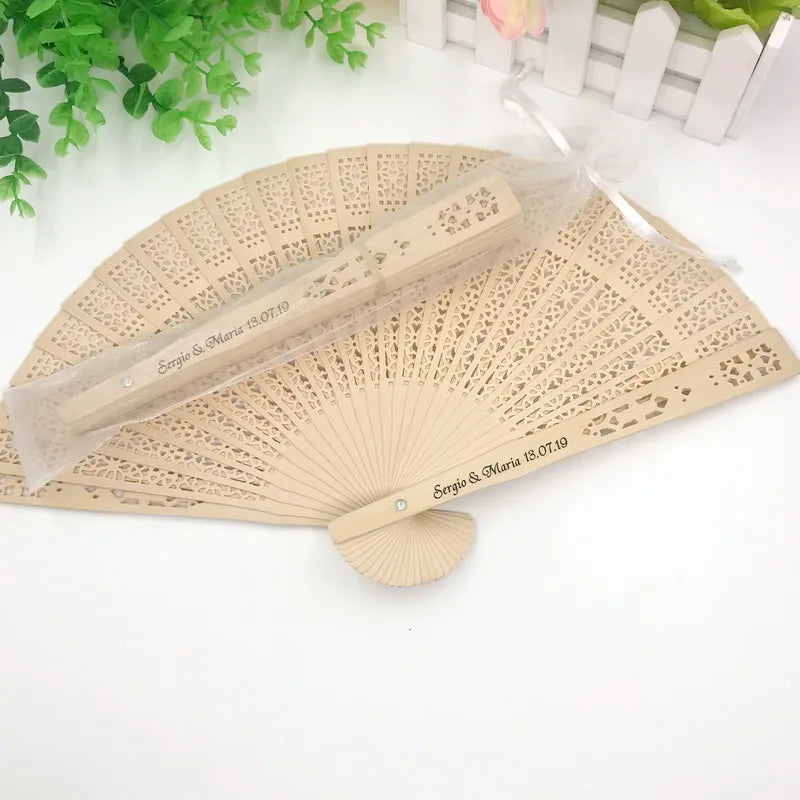 20/40/50 pieces of personalized wooden wedding gifts and gifts for guests Sandalwood fan folding party decoration